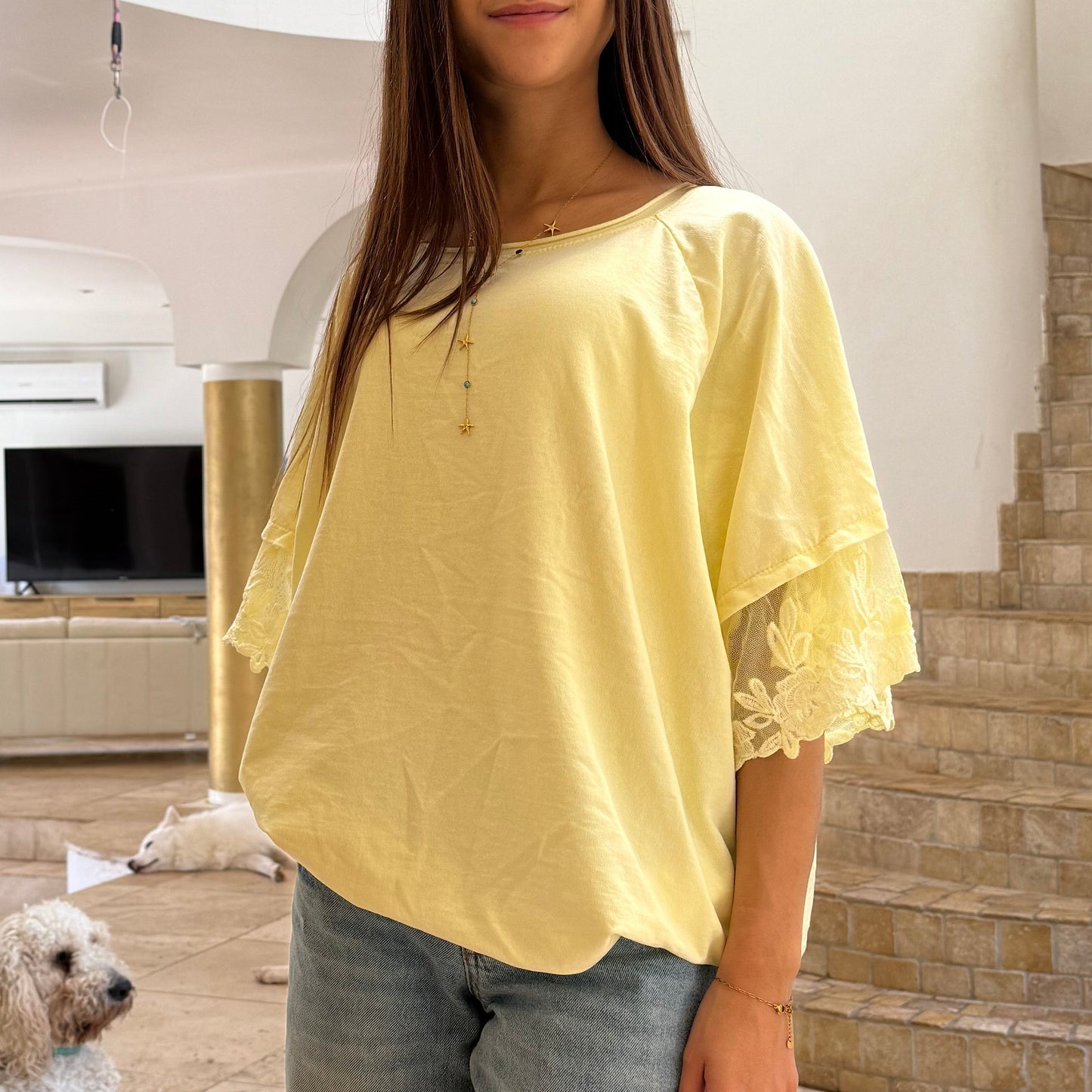 Top – Dentelle florale