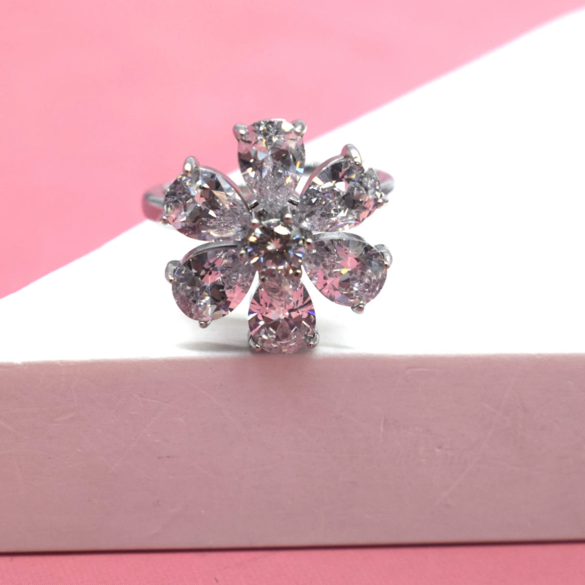 Bague rotative – Fleur scintillante