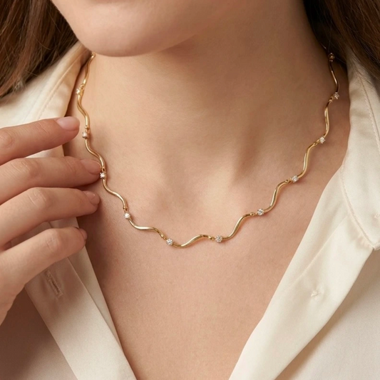 Collier Lili ondulé doré – Acier inoxydable